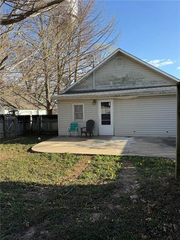 104 Miami Street, Burlington, KS 66093
