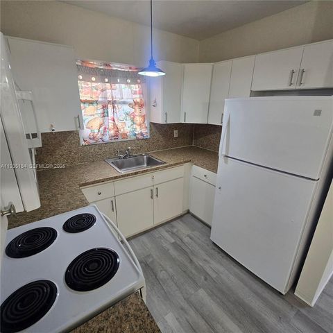 108 SE 10th Ave Rear, Pompano Beach, FL 33060