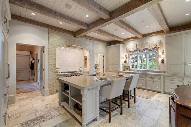 4380 Harris Trail NW, Atlanta, GA 30327