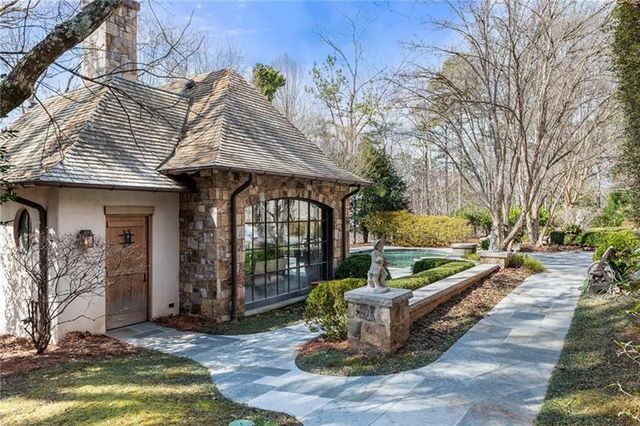 4380 Harris Trail NW, Atlanta, GA 30327