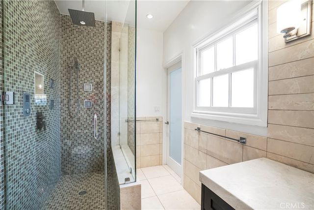 432 S Orange Drive, Los Angeles, CA 90036