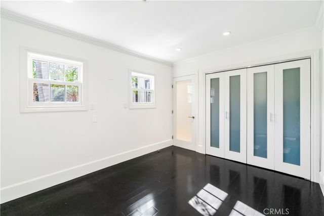 432 S Orange Drive, Los Angeles, CA 90036