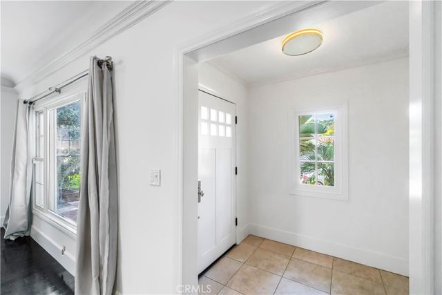 432 S Orange Drive, Los Angeles, CA 90036