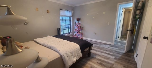 323 Gill Ln, Woodbridge Twp., NJ 08830