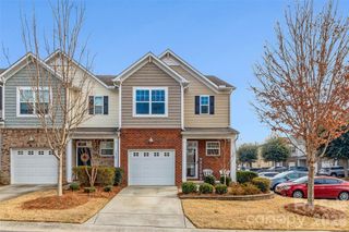 7026 Woodsbay Lane, Rock Hill, SC 29732