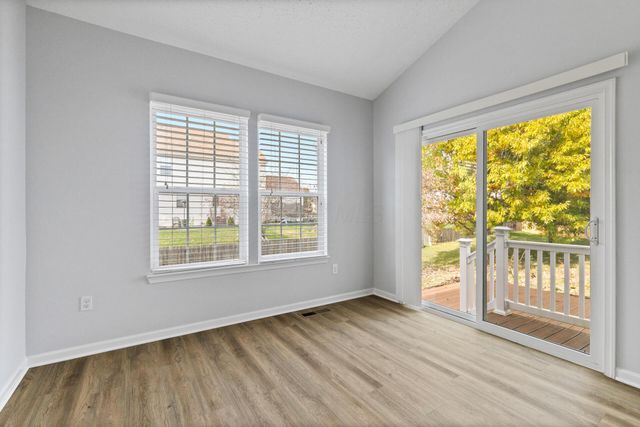 5652 Platinum Drive, Grove City, OH 43123