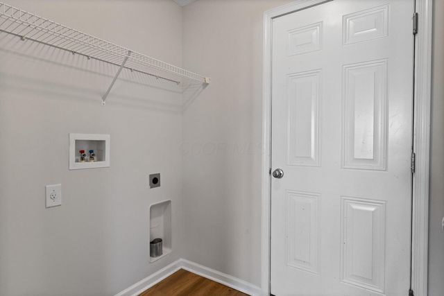 5652 Platinum Drive, Grove City, OH 43123