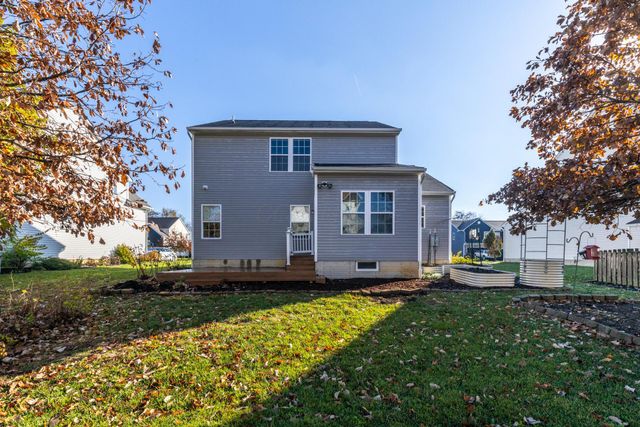 5652 Platinum Drive, Grove City, OH 43123