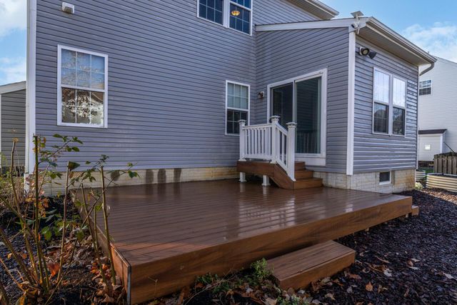 5652 Platinum Drive, Grove City, OH 43123