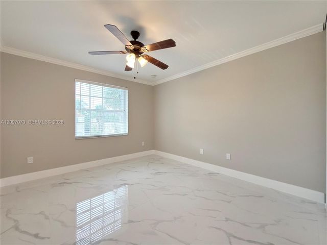 199 NW 152nd Avenue, Pembroke Pines, FL 33028