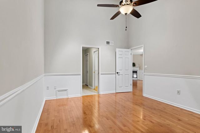 4134 NANTUCKET DR, Mechanicsburg, PA 17050