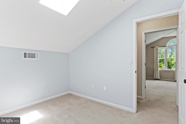 4134 NANTUCKET DR, Mechanicsburg, PA 17050