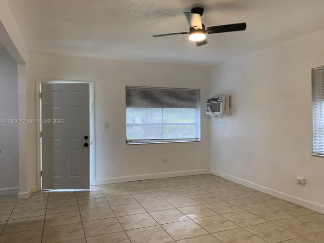 1990 NE 181st St, North Miami Beach, FL 33162