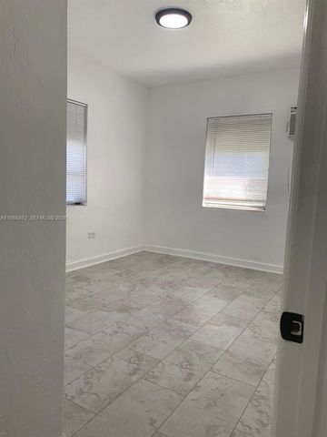 1990 NE 181st St, North Miami Beach, FL 33162