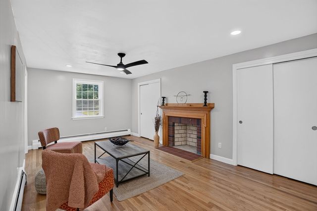 299 Concord Road, Bedford, MA 01730