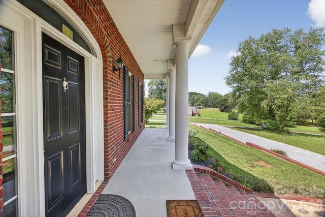 498 Johnson Dairy Road, Mooresville, NC 28115