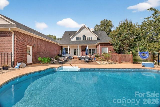 498 Johnson Dairy Road, Mooresville, NC 28115