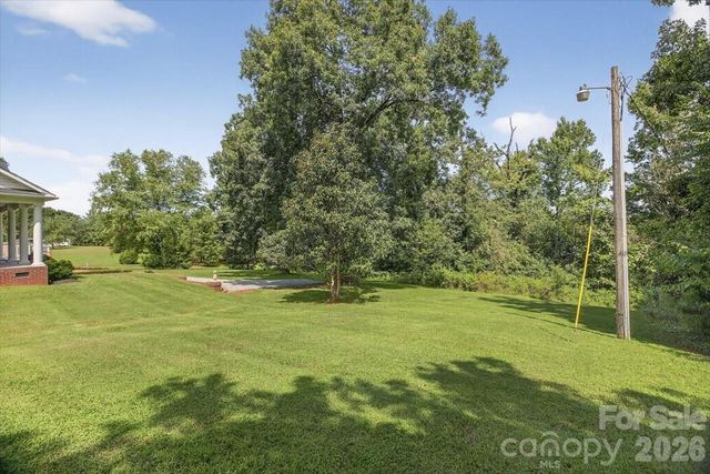 498 Johnson Dairy Road, Mooresville, NC 28115