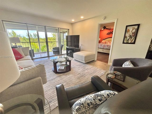 3920 Inverrary Boulevard 607C, Lauderhill, FL 33319