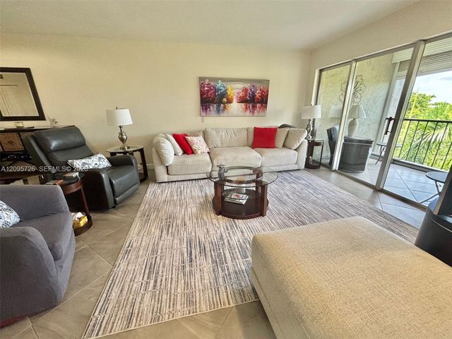 3920 Inverrary Boulevard 607C, Lauderhill, FL 33319