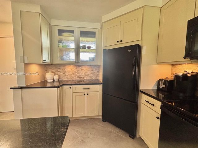 3920 Inverrary Boulevard 607C, Lauderhill, FL 33319