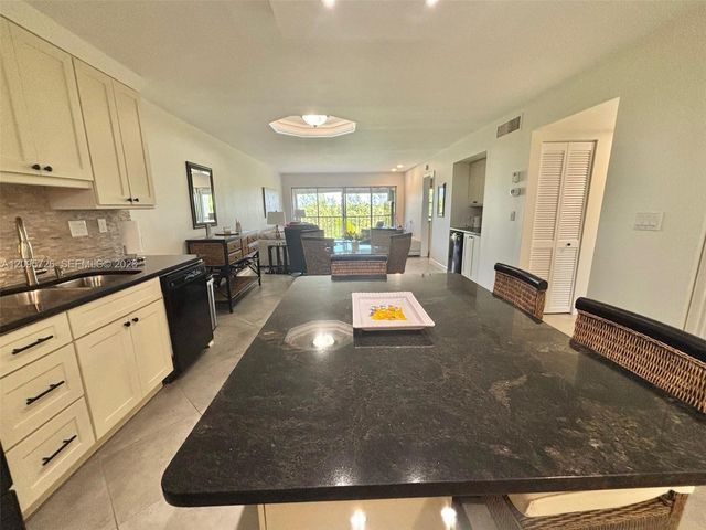 3920 Inverrary Boulevard 607C, Lauderhill, FL 33319