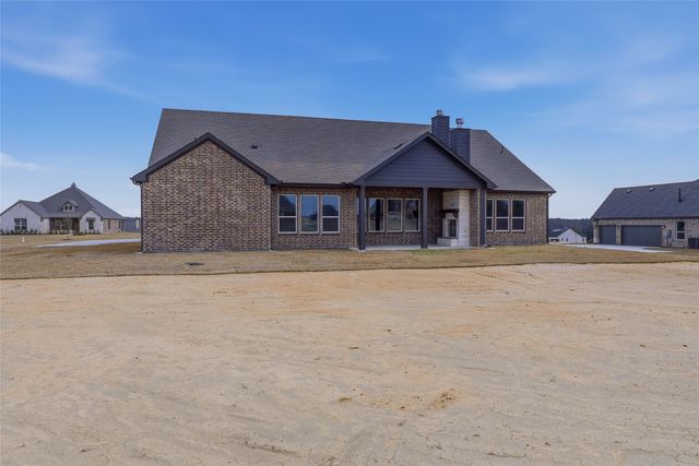 812 Valley Ridge Road, Van Alstyne, TX 75495