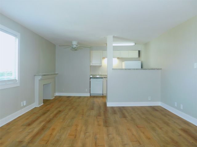 216 Maple Street 3, Denton, TX 76201