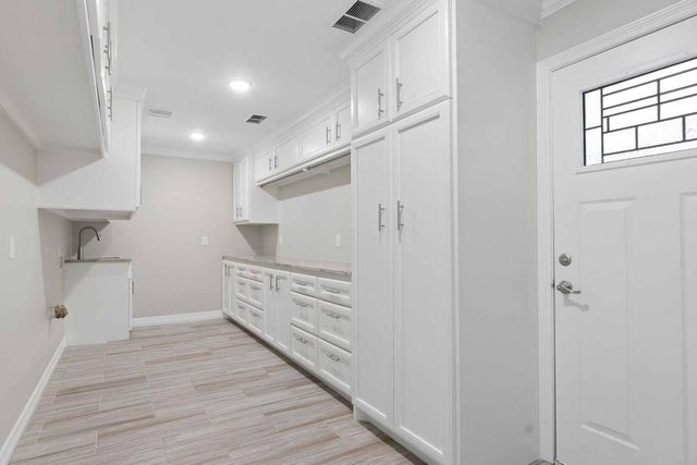 1534 Sterling Drive, Baytown, TX 77523