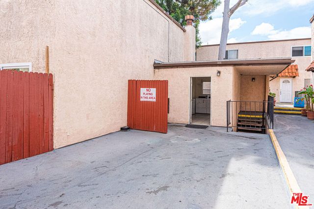 719 N Eucalyptus Avenue 6A, Inglewood, CA 90302