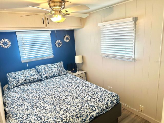 11111 101ST STREET 100, Largo, FL 33773