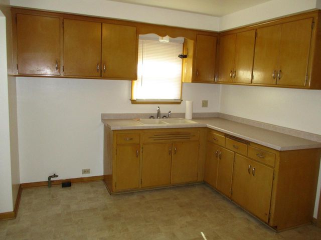 4160 N 69th STREET, Milwaukee, WI 53216