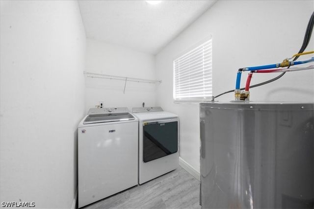 360 Desoto BLVD S, Naples, FL 34117