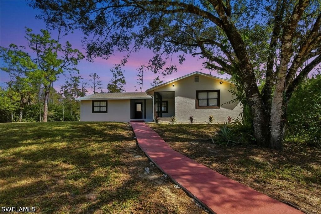 360 Desoto BLVD S, Naples, FL 34117