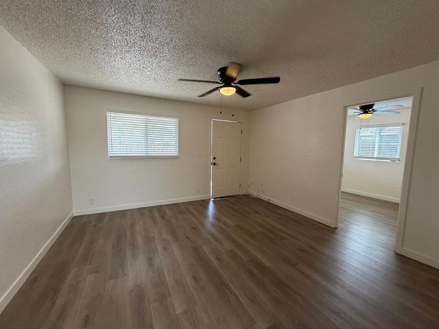 1027 E Dunlap Avenue Apt 4, Phoenix, AZ 85020