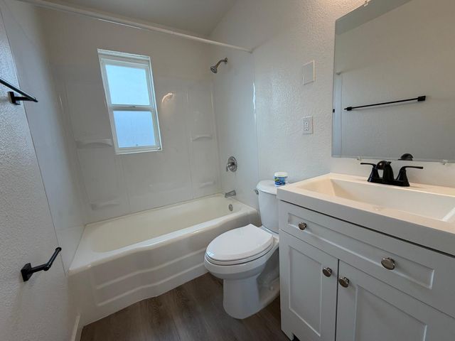 1027 E Dunlap Avenue Apt 4, Phoenix, AZ 85020