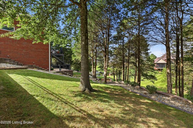 368 Ashford Dr, Mt Washington, KY 40047