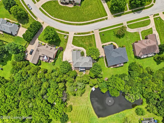368 Ashford Dr, Mt Washington, KY 40047