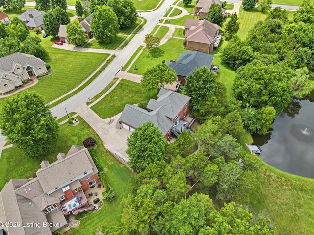 368 Ashford Dr, Mt Washington, KY 40047