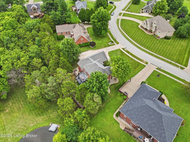368 Ashford Dr, Mt Washington, KY 40047