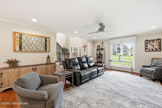 368 Ashford Dr, Mt Washington, KY 40047