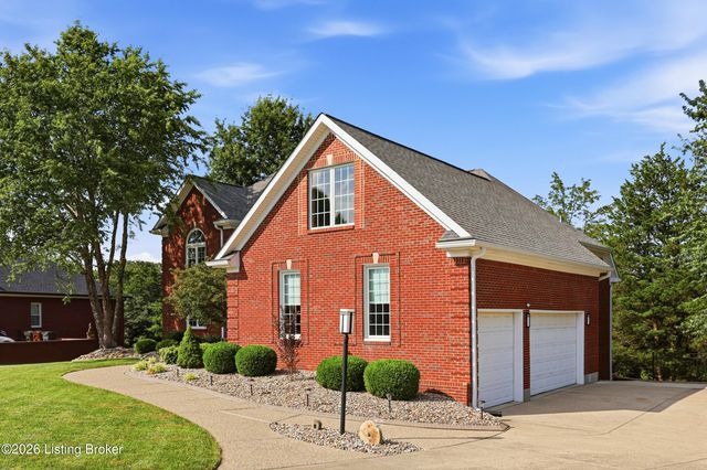 368 Ashford Dr, Mt Washington, KY 40047