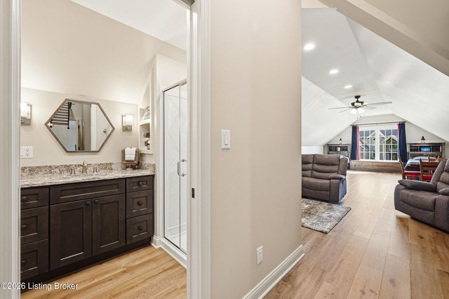 368 Ashford Dr, Mt Washington, KY 40047