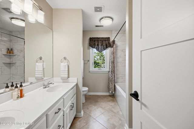 368 Ashford Dr, Mt Washington, KY 40047