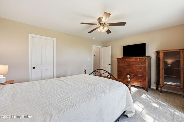 368 Ashford Dr, Mt Washington, KY 40047