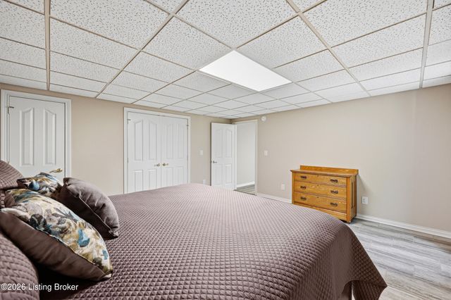 368 Ashford Dr, Mt Washington, KY 40047