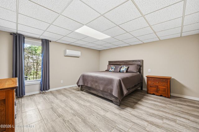 368 Ashford Dr, Mt Washington, KY 40047
