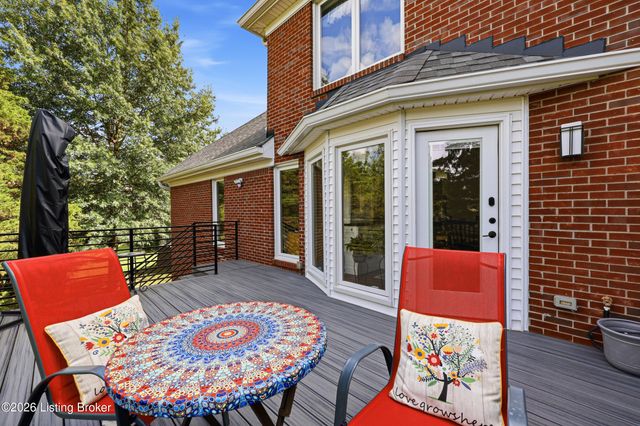 368 Ashford Dr, Mt Washington, KY 40047