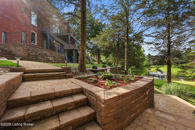 368 Ashford Dr, Mt Washington, KY 40047