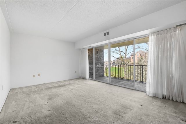 2160 GREENTREE ROAD 705W, Scott Twp, PA 15220